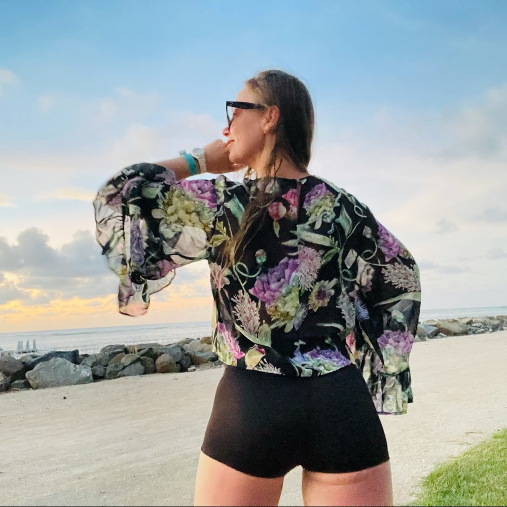 H&M Floral Bird Tutu Ruffle Statement Sleeve Top